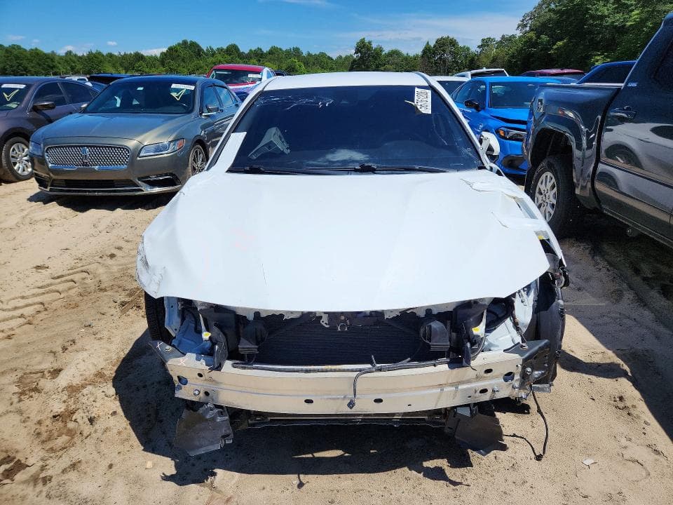 2022 TOYOTA CAMRY LE LE 5