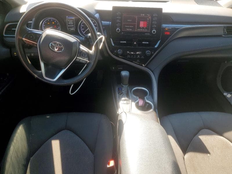 2022 TOYOTA CAMRY LE LE 8