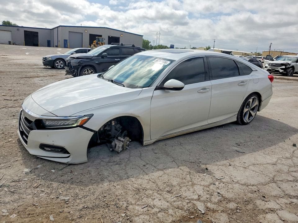 2020 HONDA ACCORD TOURING 1