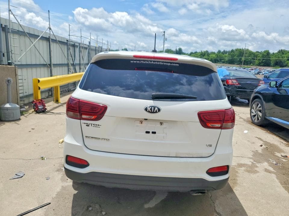 2019 KIA SORENTO LX V6 6