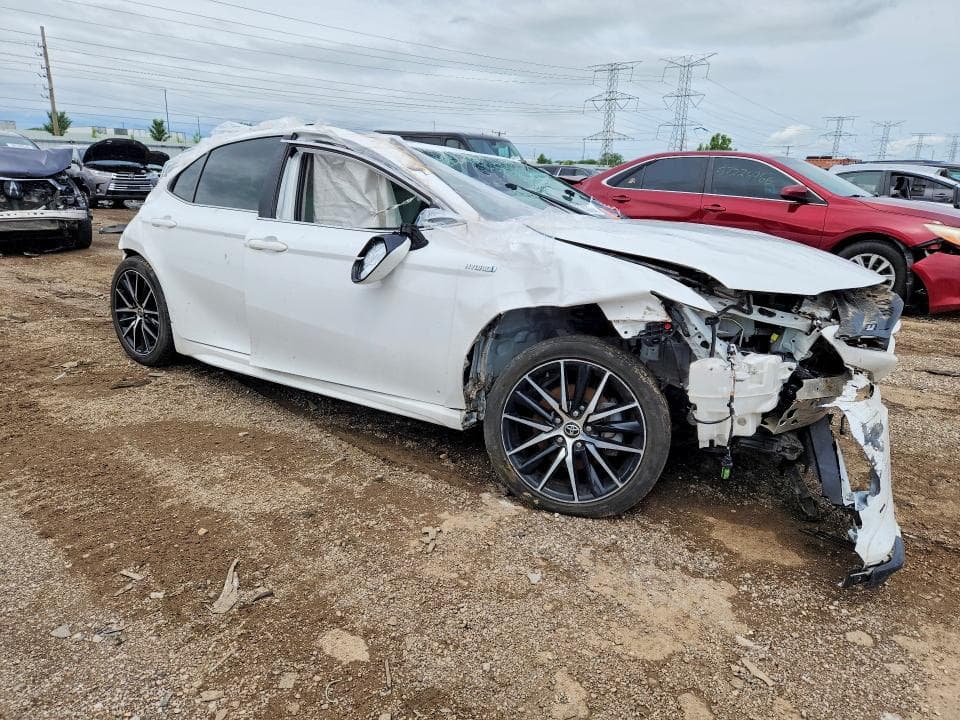 2021 TOYOTA CAMRY SE SE 4