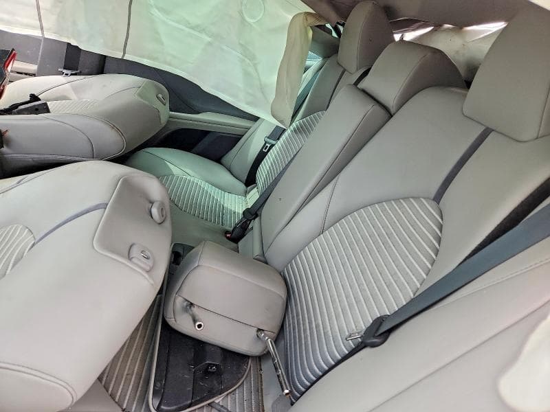 2021 TOYOTA CAMRY SE SE 10