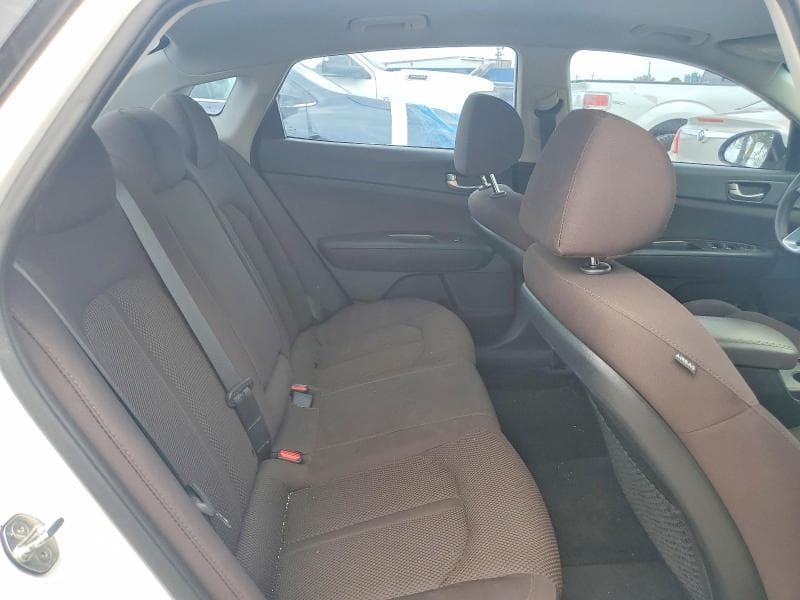 2019 KIA OPTIMA LX 10
