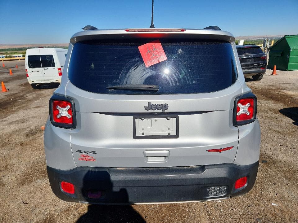 2019 JEEP RENEGADE TRAILHAWK 6