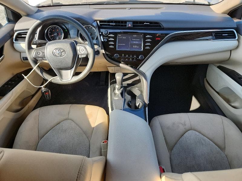 2018 TOYOTA CAMRY LE 8