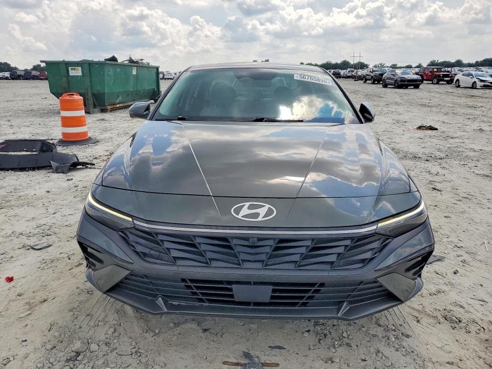 2024 HYUNDAI ELANTRA LIMITED LIMITED 5