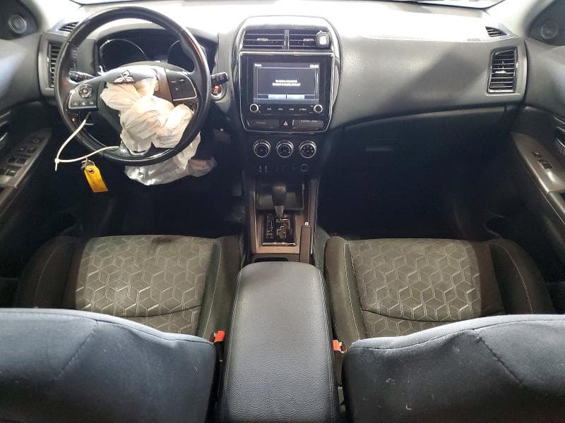 2020 MITSUBISHI OUTLANDER SPORT ES 8