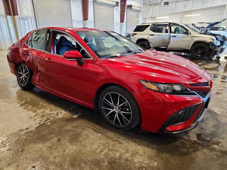 2023 TOYOTA CAMRY SE 4