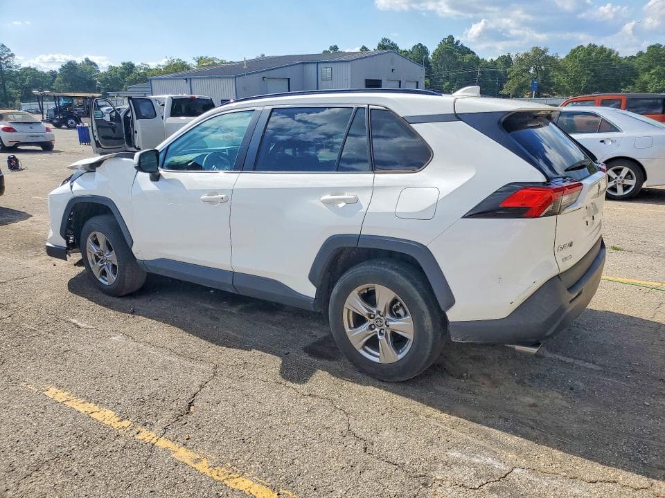 2023 TOYOTA RAV4 XLE XLE 2