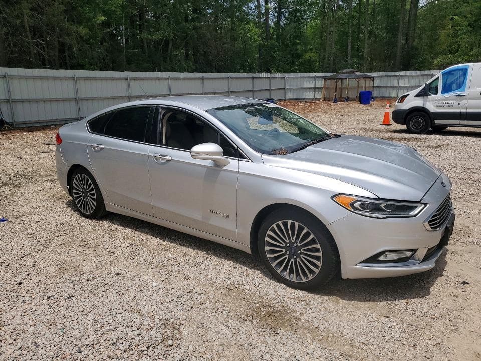 2017 FORD FUSION TITANIUM HEV 4