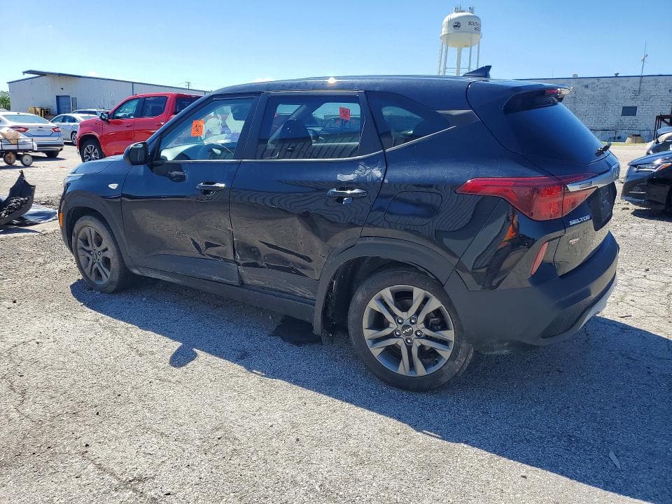 2022 KIA SELTOS LX 2