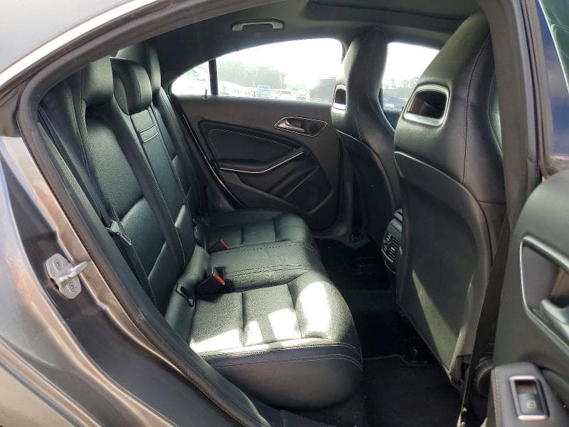 2016 MERCEDES-BENZ CLA 250 10