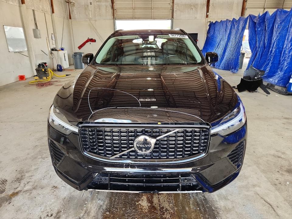 2025 VOLVO XC60 PLUS PLUS 5