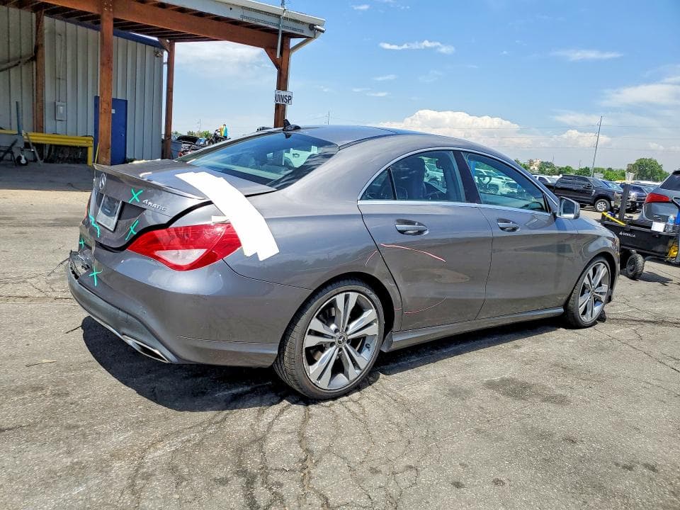 2018 MERCEDES-BENZ CLA 250 4MATIC 3
