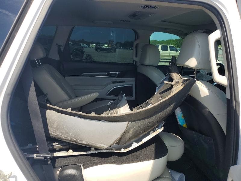 2022 KIA TELLURIDE S 10