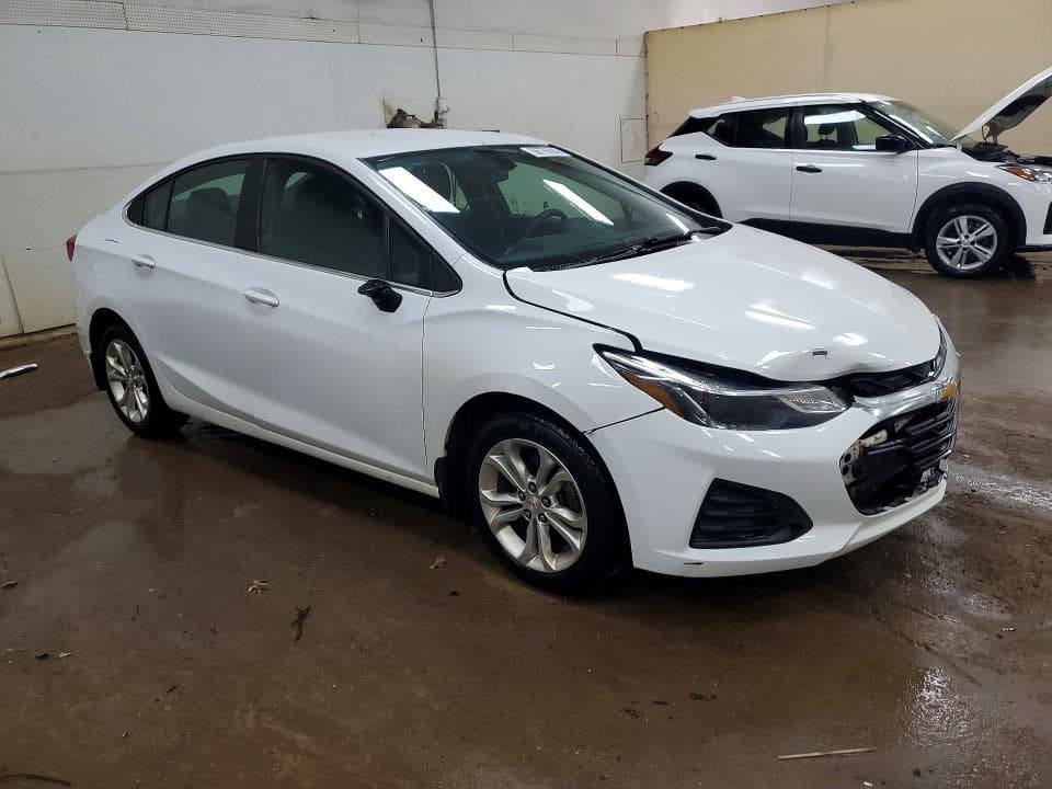 2019 CHEVROLET CRUZE LT LT 4