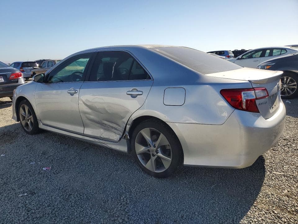 2017 TOYOTA CAMRY 2