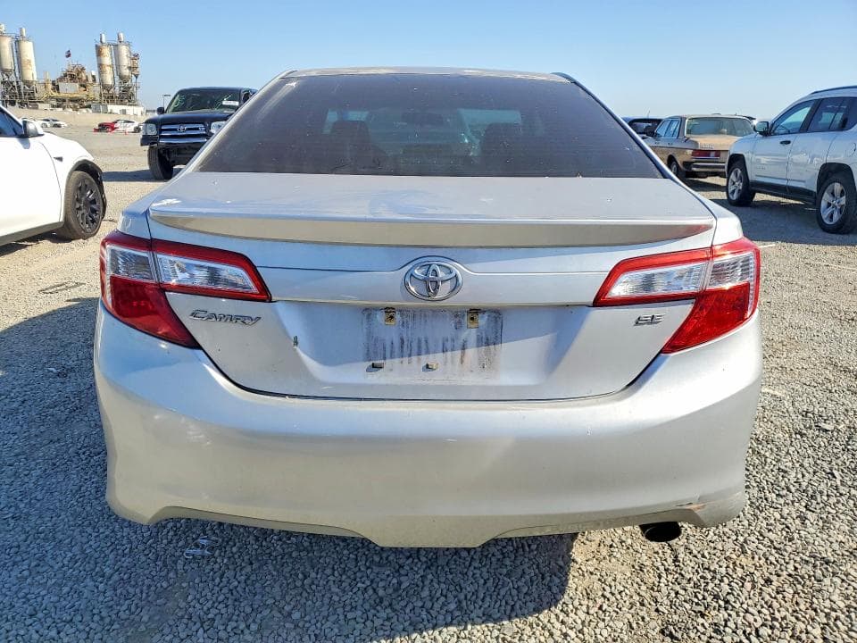2017 TOYOTA CAMRY 6
