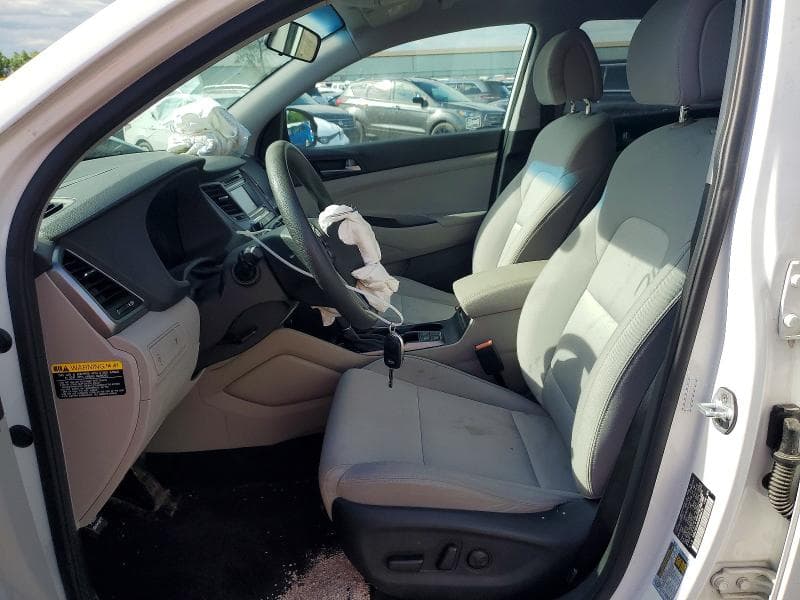 2017 HYUNDAI TUCSON SE 7
