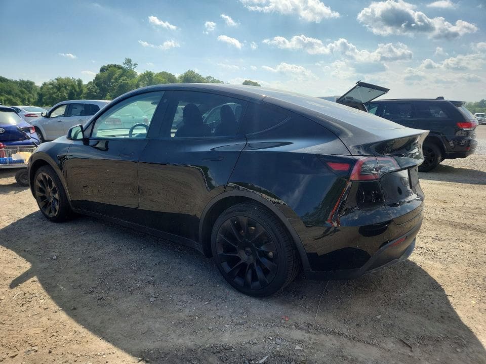 2023 TESLA MODEL Y 2