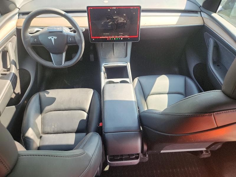 2023 TESLA MODEL Y 8