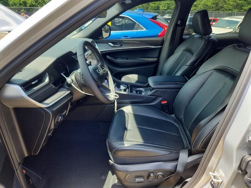 2025 JEEP GRAND CHEROKEE L LIMITED 7