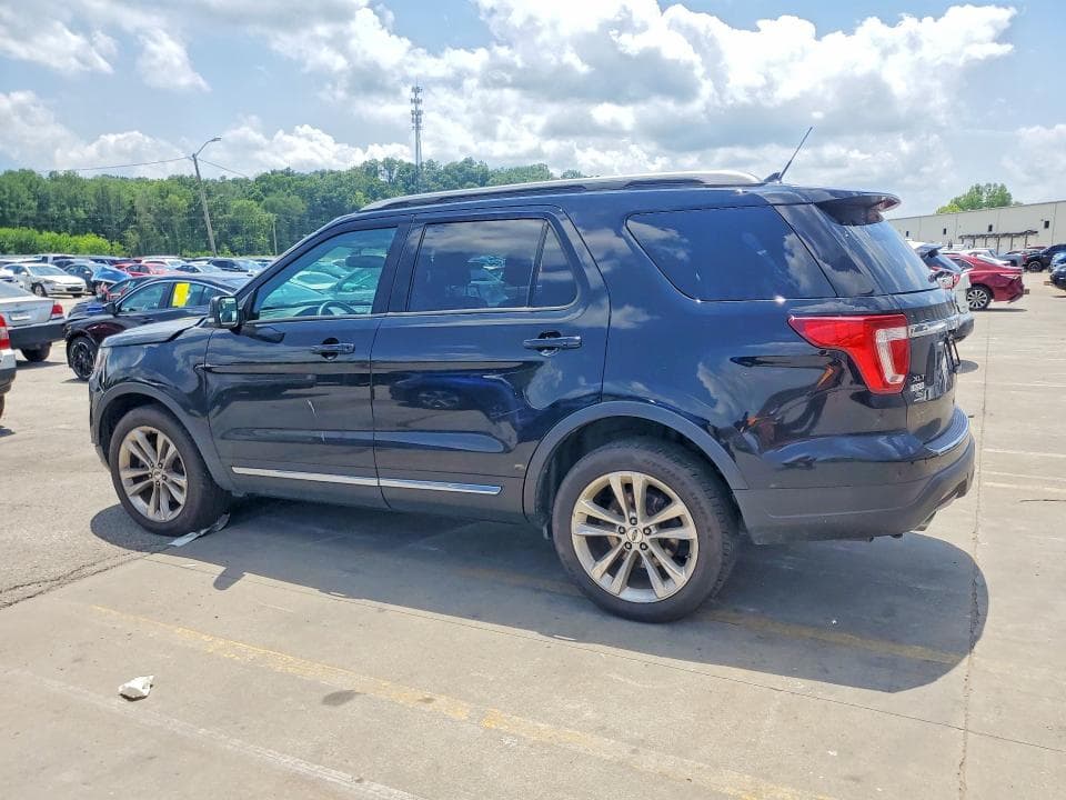 2018 FORD EXPLORER XLT 2
