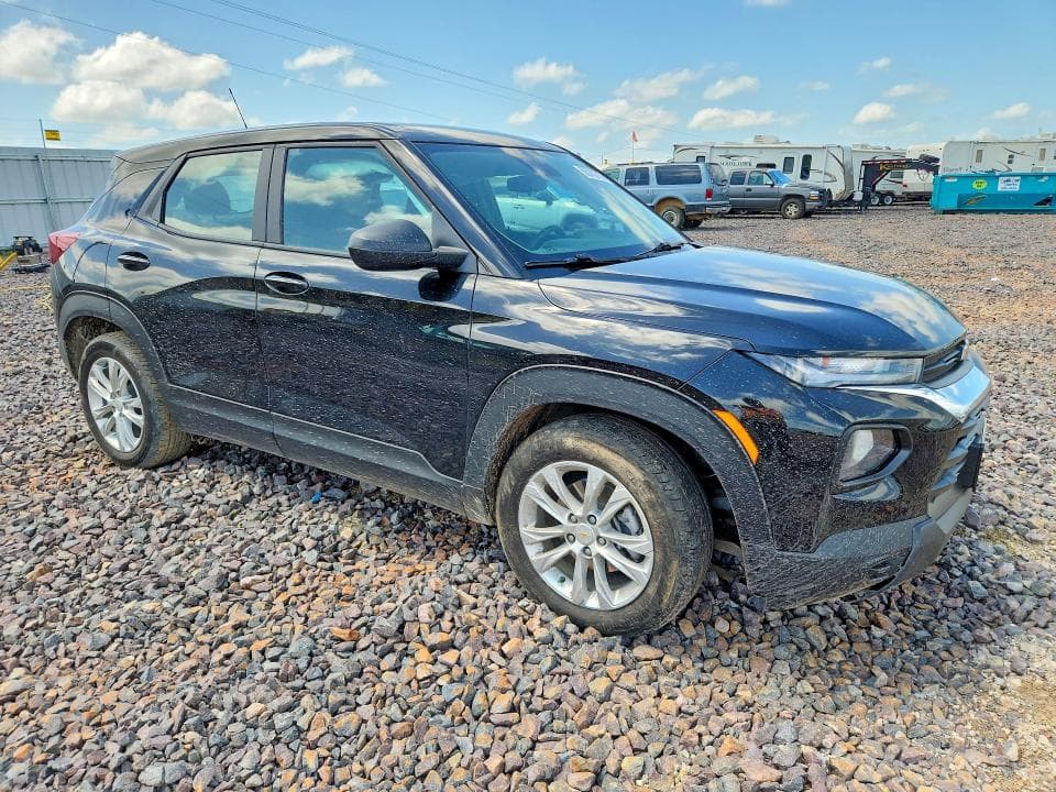 2023 CHEVROLET TRAILBLAZER LS 4