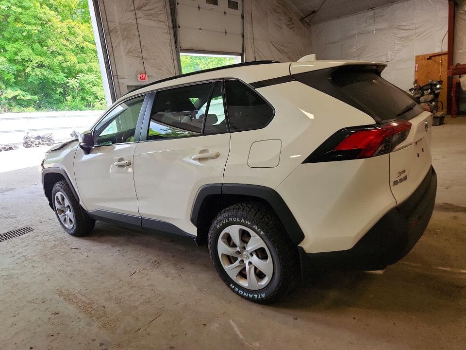 2019 TOYOTA RAV4 LE LE 2