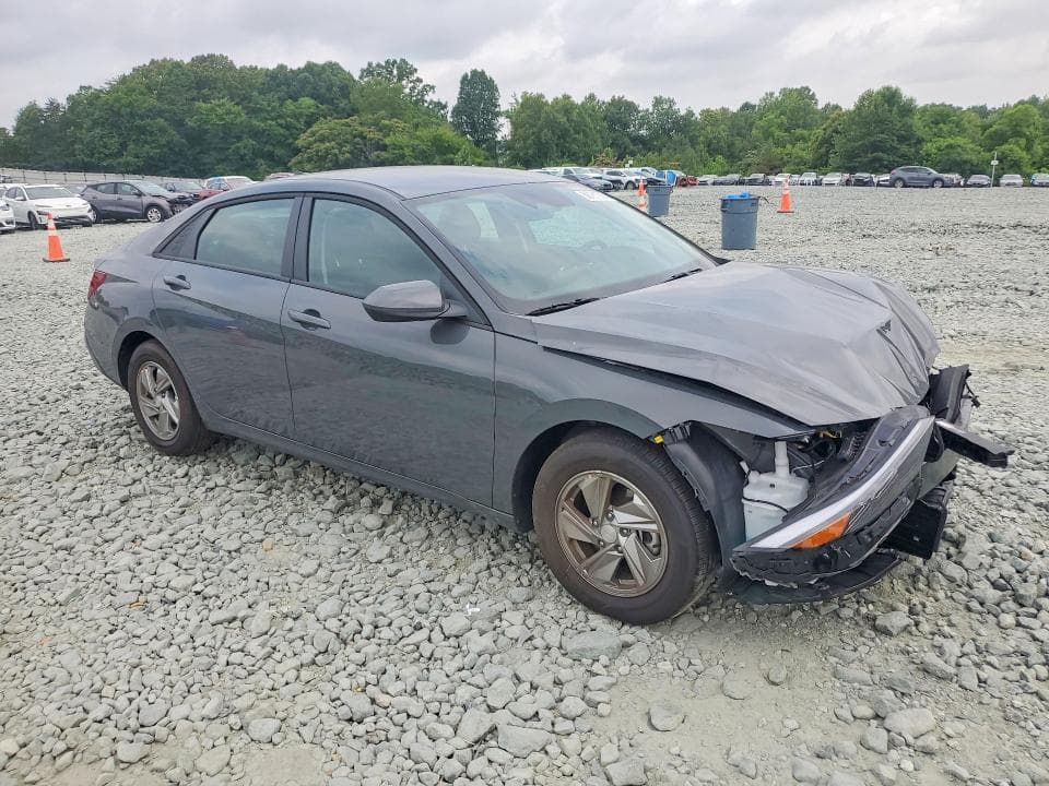 2026 HYUNDAI ELANTRA SE SE 4