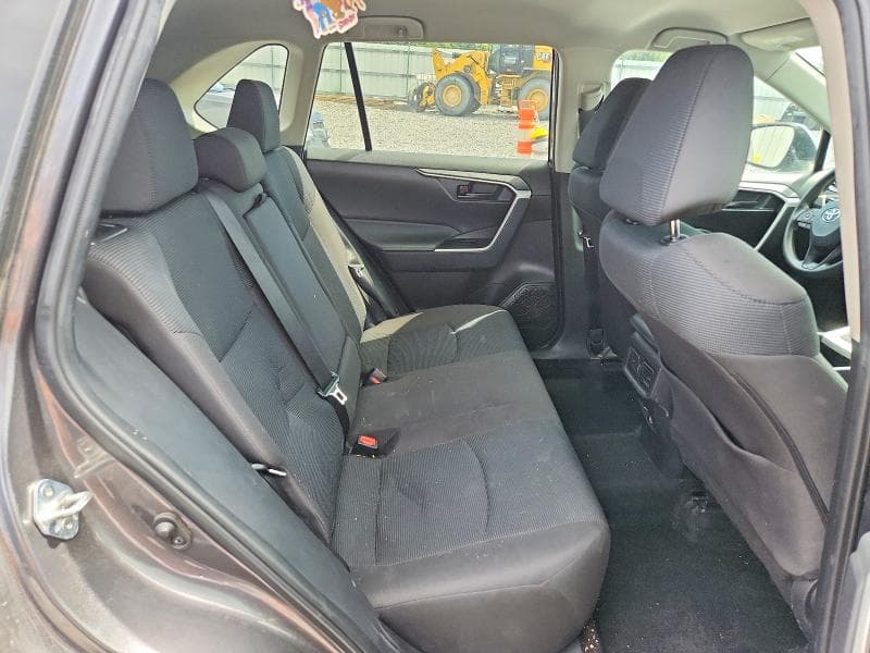 2022 TOYOTA RAV4 LE LE 10