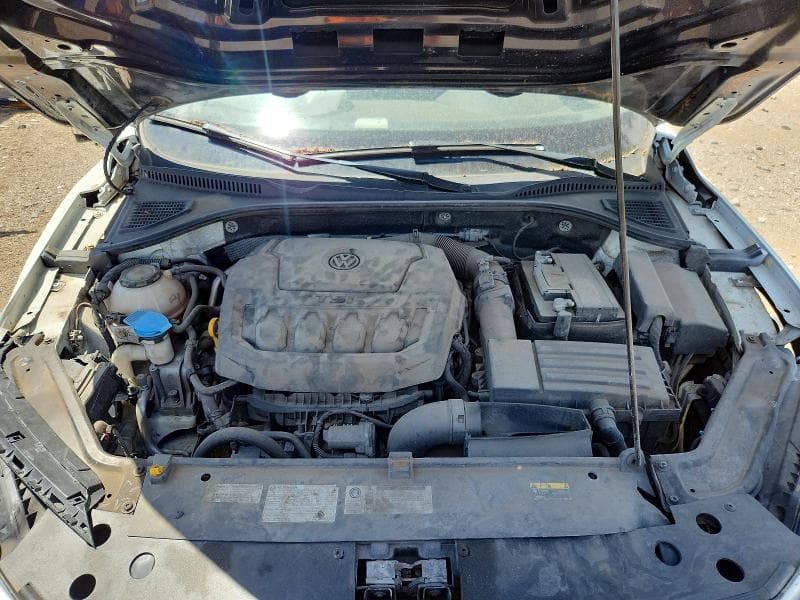 2020 VOLKSWAGEN PASSAT SE 11