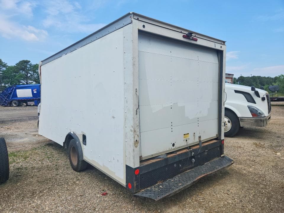 2022 FORD ECONOLINE E350 SUPER DUTY CUTAWAY VAN 3