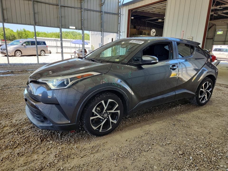 2018 TOYOTA C-HR XLE XLE - 1