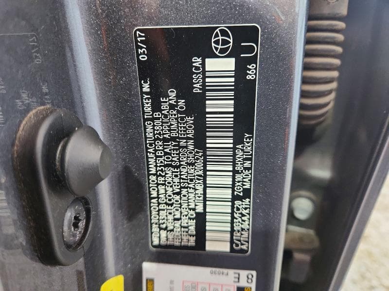 2018 TOYOTA C-HR XLE XLE 13