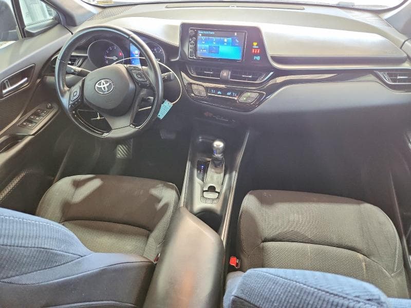2018 TOYOTA C-HR XLE XLE 8