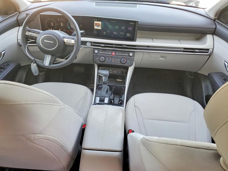 2025 HYUNDAI TUCSON SE SE 8