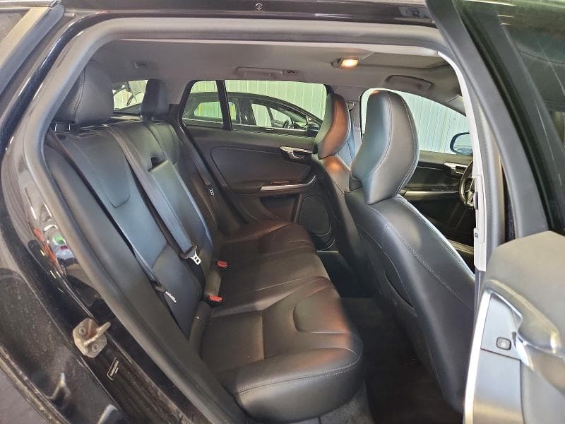 2018 VOLVO V60 CROSS COUNTRY PREMIER PREMIER 11