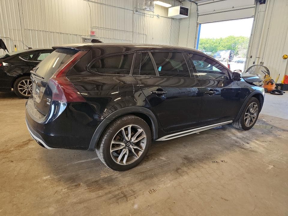 2018 VOLVO V60 CROSS COUNTRY PREMIER PREMIER 3
