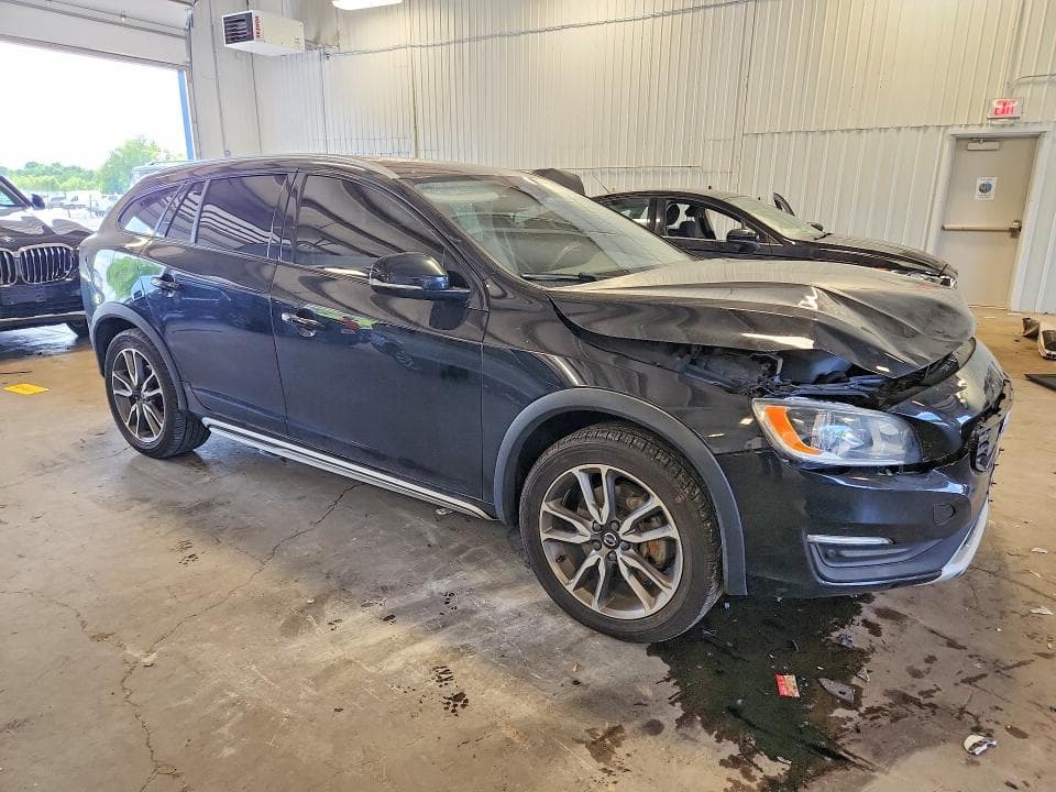 2018 VOLVO V60 CROSS COUNTRY PREMIER PREMIER 4