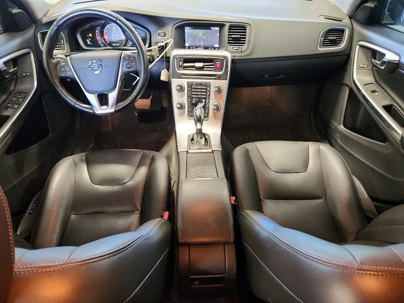 2018 VOLVO V60 CROSS COUNTRY PREMIER PREMIER 8