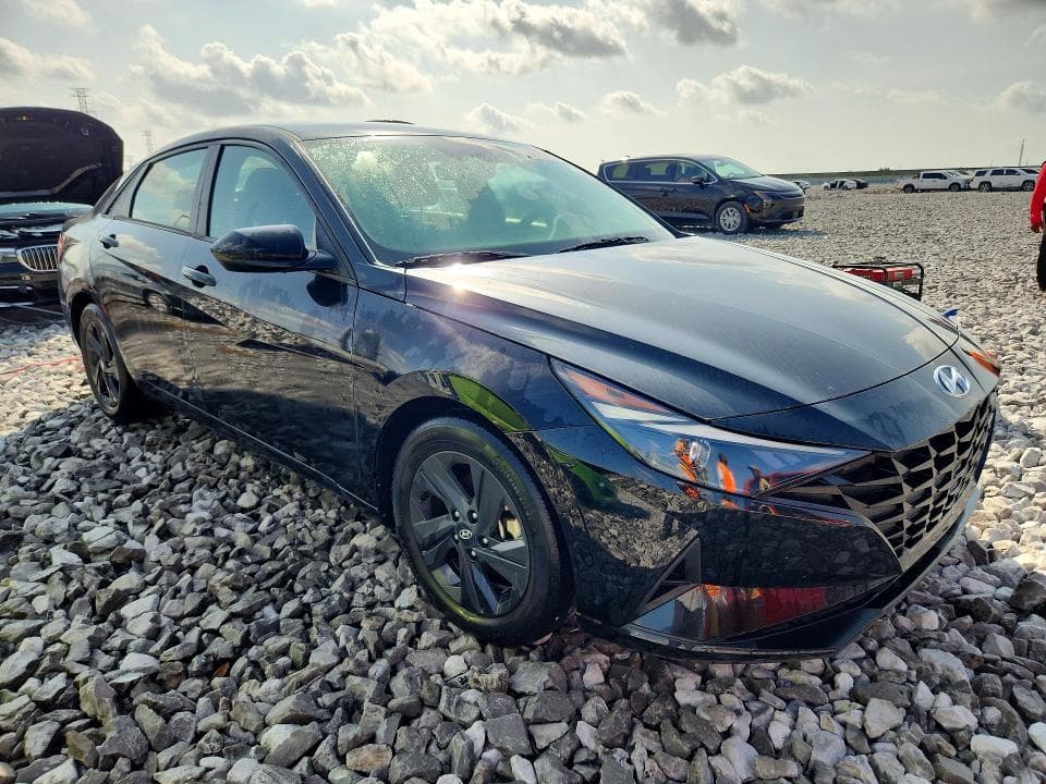 2023 HYUNDAI ELANTRA SEL SEL 4