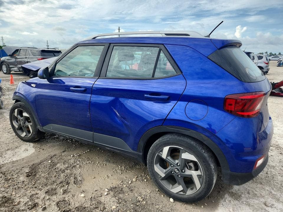 2023 HYUNDAI VENUE SEL 2