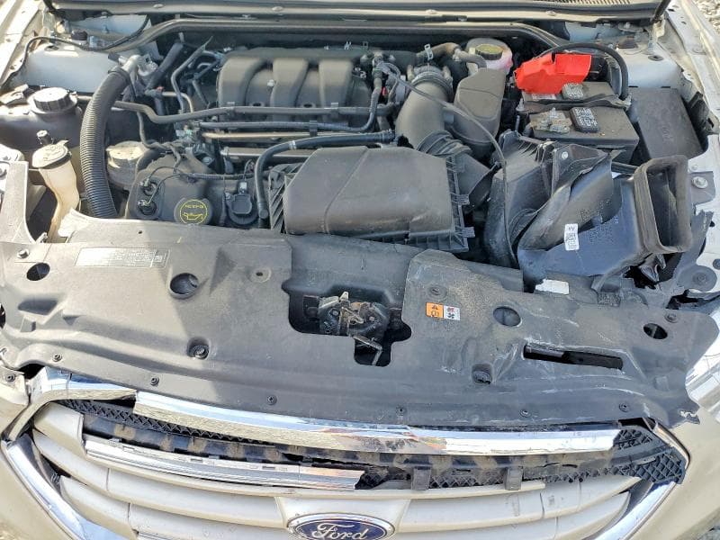 2018 FORD TAURUS LIMITED 11