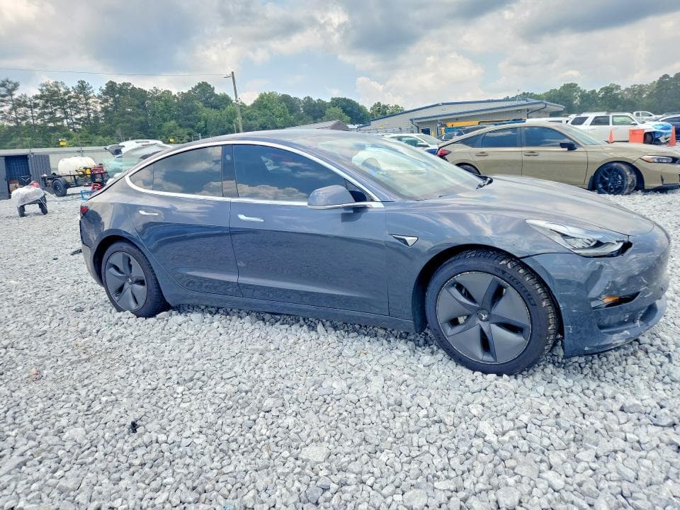 2019 TESLA MODEL 3 4