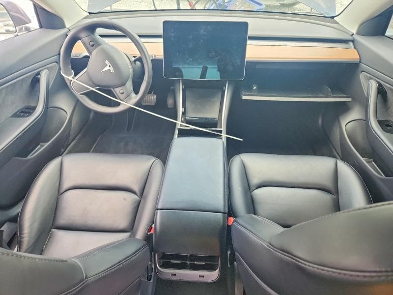 2019 TESLA MODEL 3 8