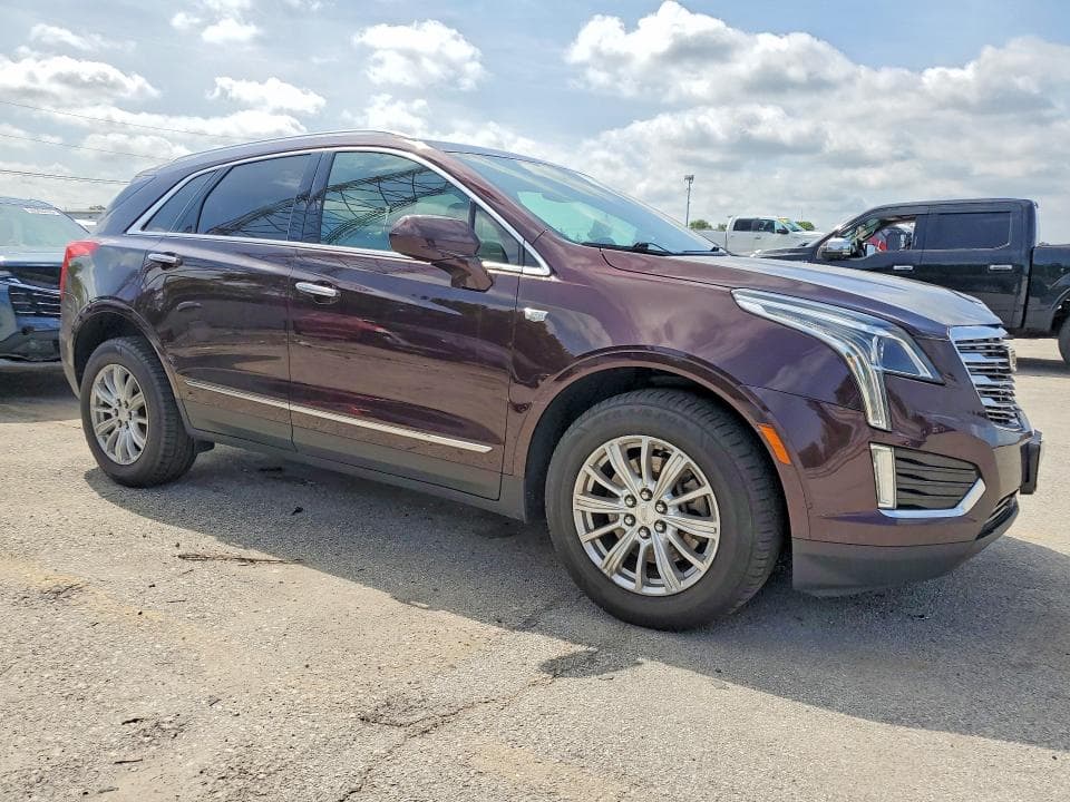 2018 CADILLAC XT5 4