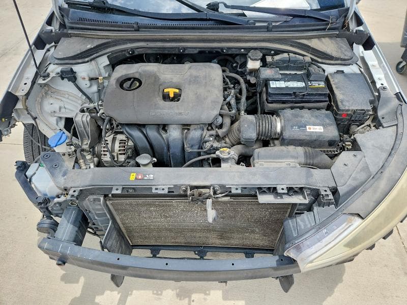 2019 HYUNDAI ELANTRA SE 11