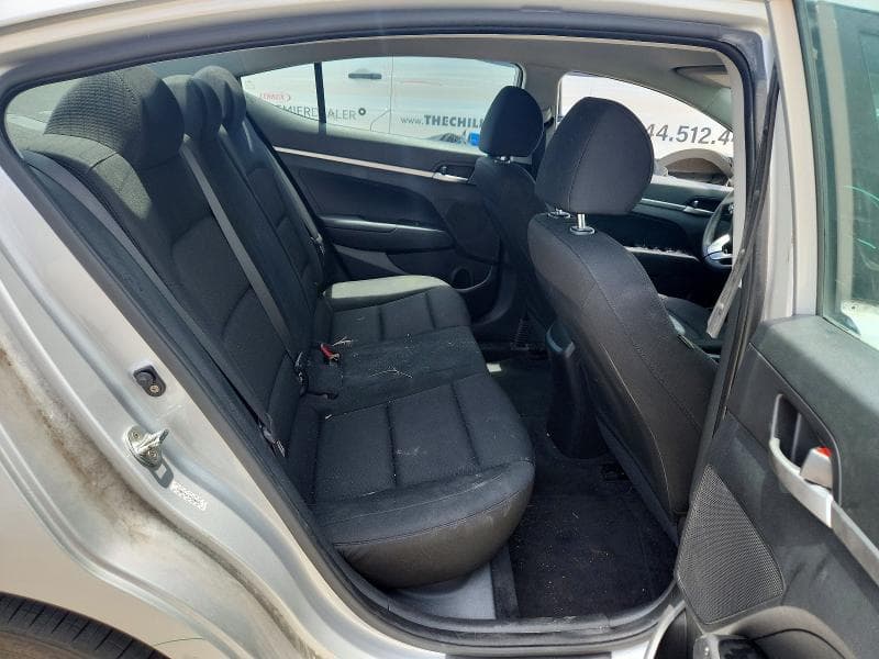 2019 HYUNDAI ELANTRA SE 10