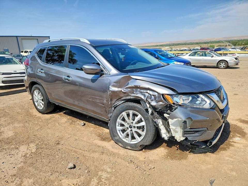 2020 NISSAN ROGUE SV 4